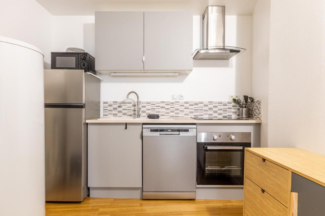 Le Double Pirou # 2 Appartements # Halte Auvergne Thiers Buitenkant foto